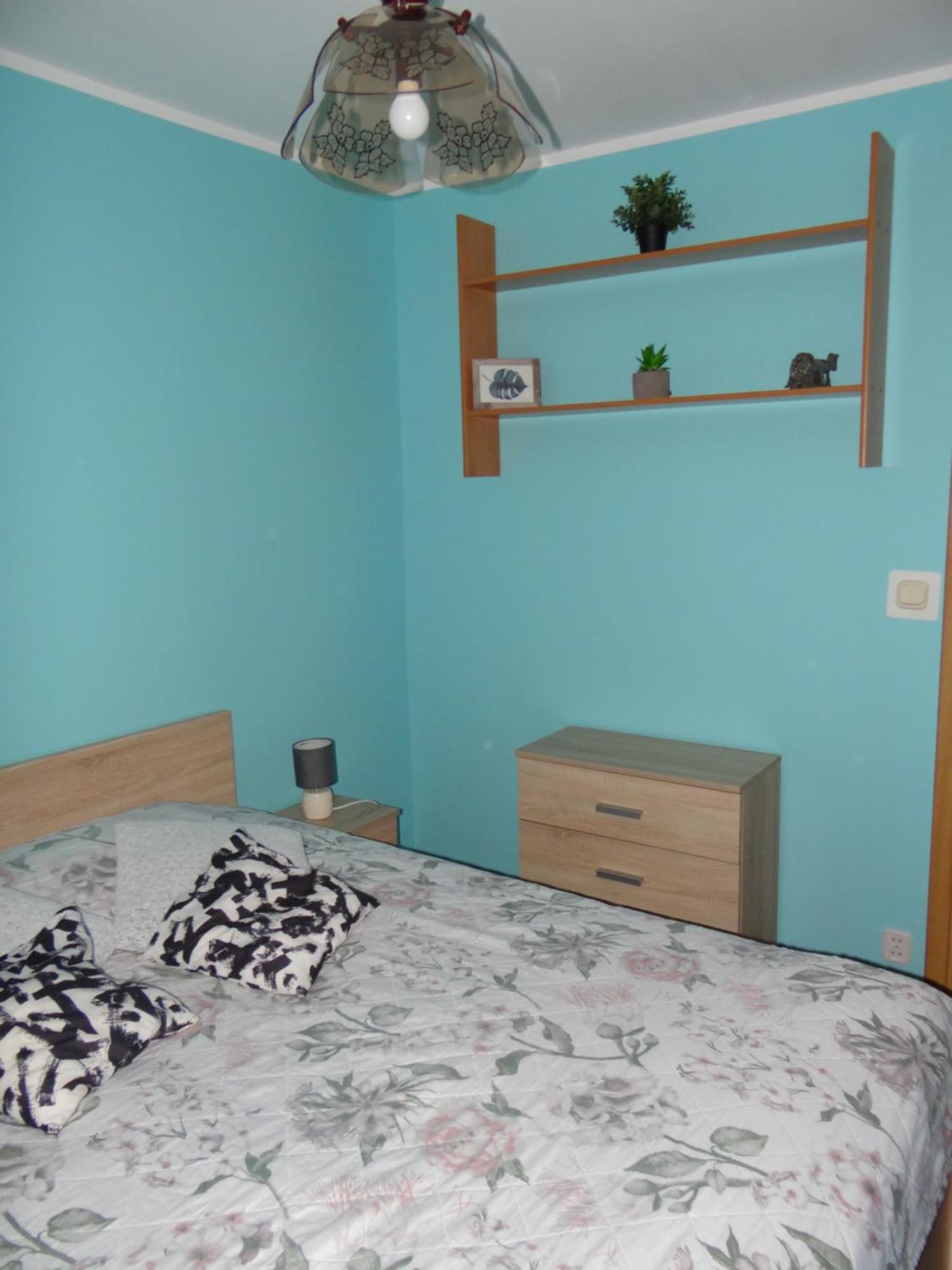 Regina Apartment *